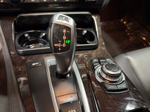 Used 2011 BMW 535i Sedan image 44