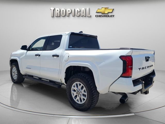 Used 2024 Toyota Tacoma SR5 RWD image 3