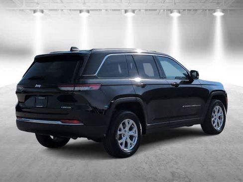 Used 2023 Jeep Grand Cherokee Limited AWD/4WD image 8