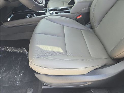 New 2026 Lincoln Corsair Premiere image 14