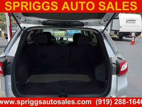 Used 2021 Chevrolet Equinox LS w/ LS Convenience Package FWD image 6