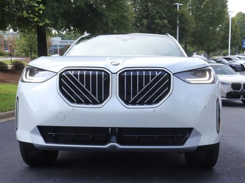 New 2026 BMW X3 xDrive30 w/ Premium Package image 2