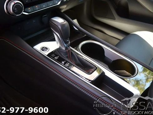Certified 2024 Nissan Altima 2.5 SR w/ SR Premium Package FWD image 19