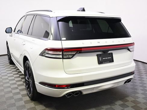 New 2026 Lincoln Aviator Reserve AWD/4WD image 4
