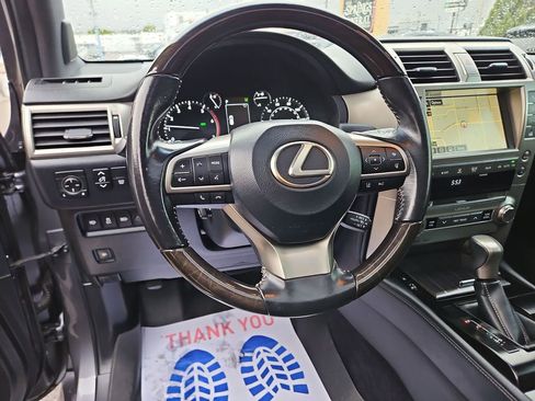 Used 2020 Lexus GX 460 Premium w/ Premium Package AWD/4WD image 13