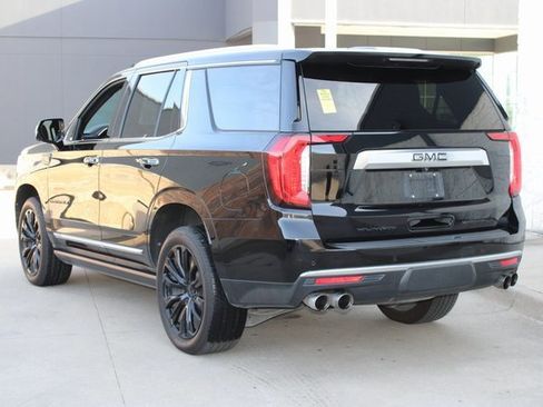 Used 2021 GMC Yukon Denali image 3