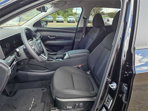 New 2026 Hyundai Tucson SEL image 9
