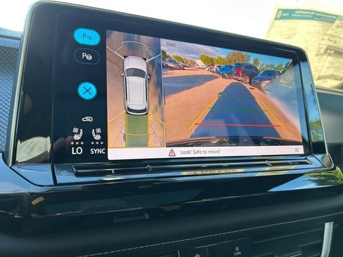 New 2026 Volkswagen Atlas Cross Sport SEL Premium R-Line image 37