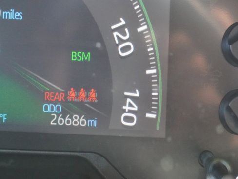 Used 2023 Toyota RAV4 XLE image 37