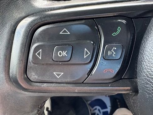Used 2022 Jeep Wrangler Unlimited Sport image 22