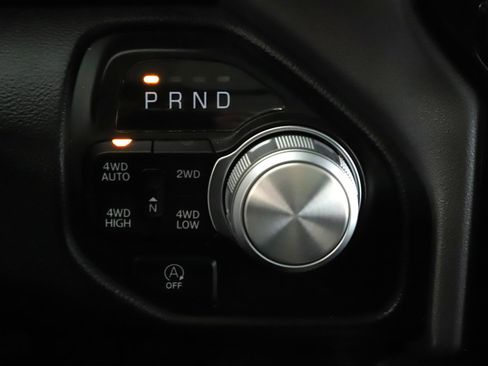 Used 2024 RAM 1500 Laramie image 16