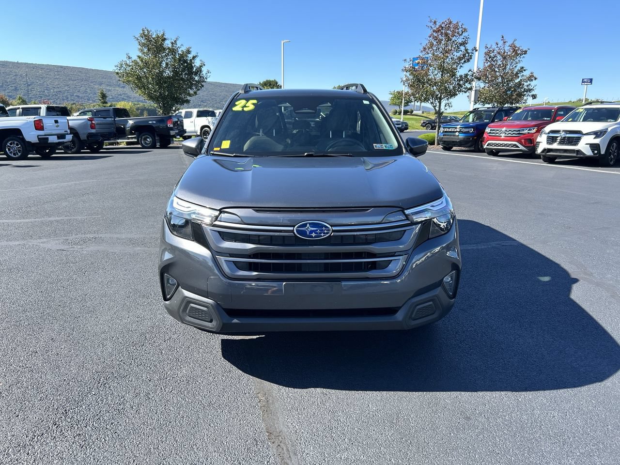 Used 2025 Subaru Forester Premium w/ Convenience Package #1 AWD/4WD image 2