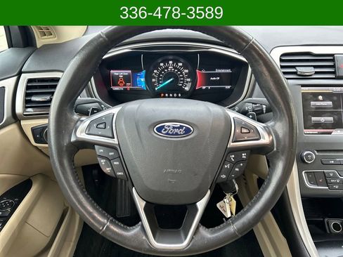 Used 2016 Ford Fusion SE w/ Equipment Group 202A image 14