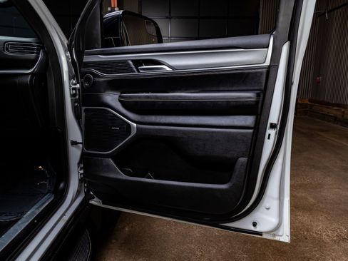 Used 2023 Jeep Wagoneer Series II image 34