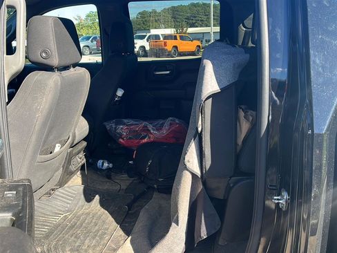 Used 2021 Chevrolet Silverado 1500 LT image 8