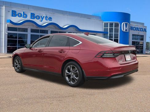 Used 2023 Honda Accord EX image 7