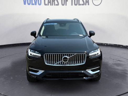 Used 2025 Volvo XC90 B5 Plus image 8
