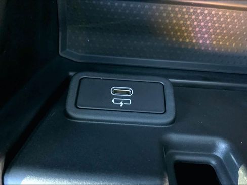 Used 2024 BMW M4 Competition image 33