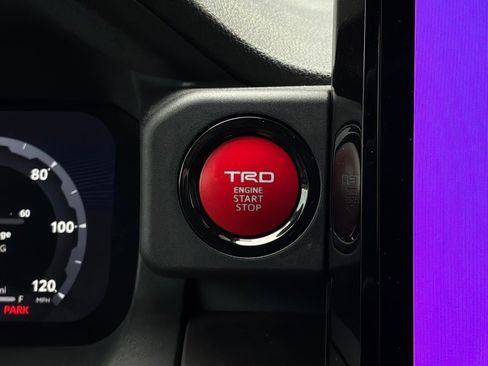Used 2025 Toyota Tacoma TRD Sport RWD image 27
