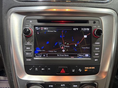 Used 2017 GMC Acadia Limited SLT image 32