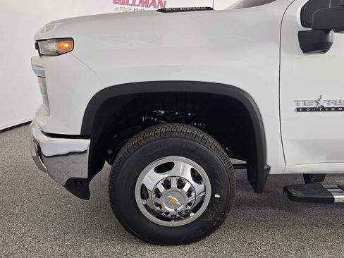 New 2026 Chevrolet Silverado 3500 LT w/ Texas Edition AWD/4WD image 8