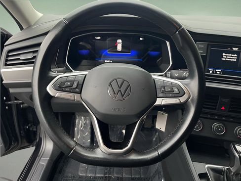 Used 2023 Volkswagen Jetta S image 14