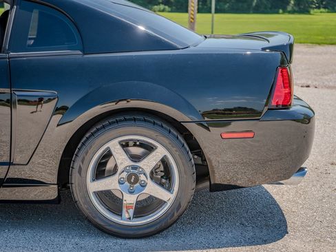 Used 2003 Ford Mustang Cobra RWD image 11
