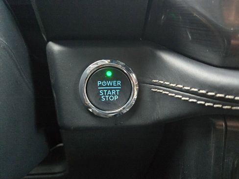 New 2025 Ford F150 Lightning Platinum image 19