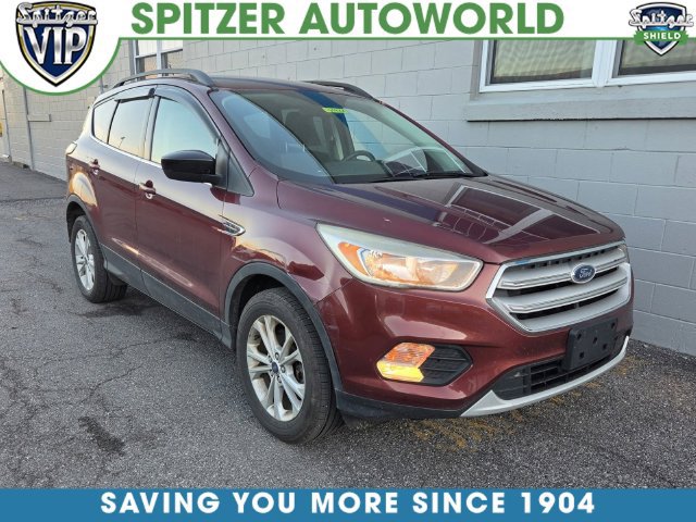 Used 2018 Ford Escape SE w/ SE Sync 3 Package AWD/4WD image 1