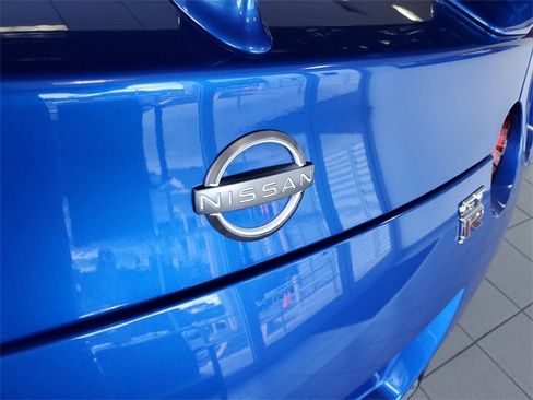 Used 2023 Nissan GT-R Premium image 10