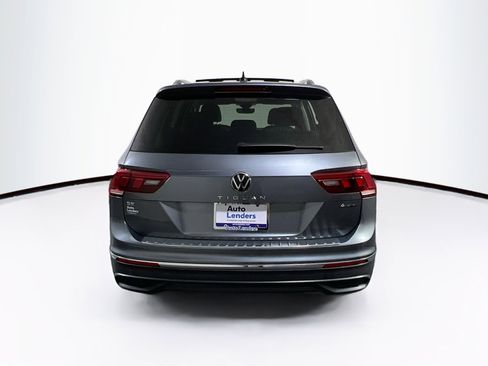 Used 2022 Volkswagen Tiguan SE image 6