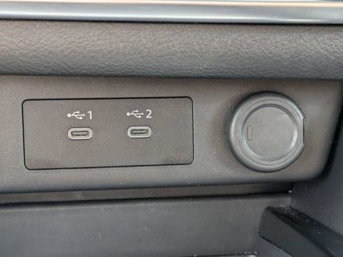 Used 2025 Nissan Rogue SV AWD/4WD image 28