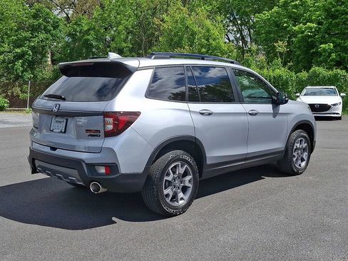 Used 2023 Honda Passport TrailSport image 6