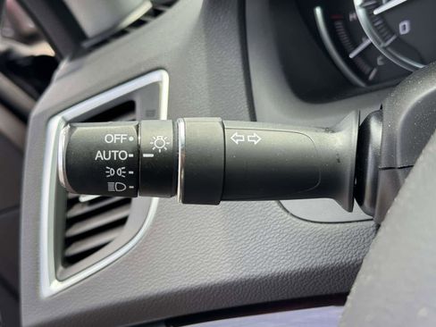 Used 2015 Acura TLX FWD image 20