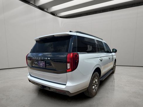 New 2025 Ford Expedition Active AWD/4WD image 5