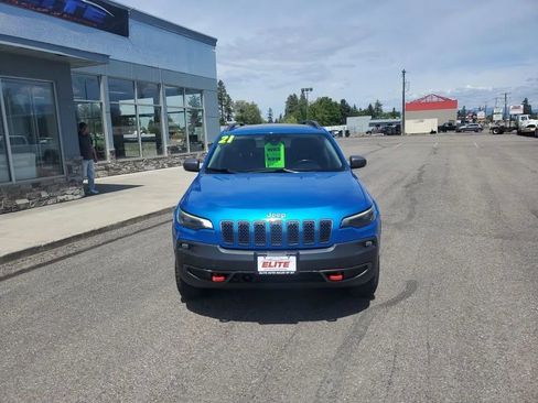 Used 2021 Jeep Cherokee Trailhawk AWD/4WD image 3