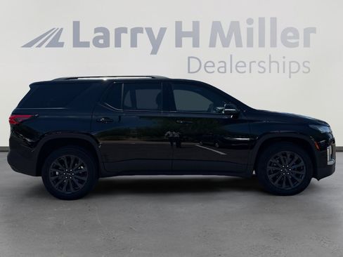 Used 2023 Chevrolet Traverse RS AWD/4WD image 6