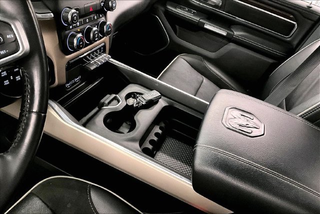 Used 2022 RAM 1500 Laramie AWD/4WD image 18