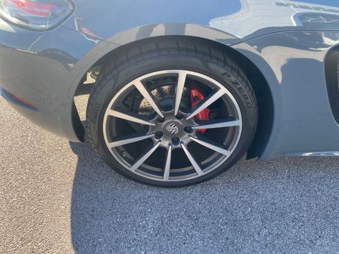 Used 2017 Porsche 718 Boxster S image 5