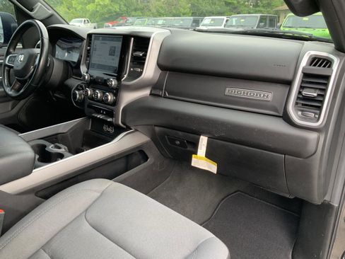 Used 2022 RAM 1500 Big Horn AWD/4WD image 62