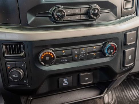 Used 2022 Ford F150 XLT w/ XTR Package image 28