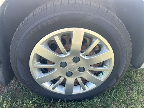 Used 2010 Chevrolet Cobalt LT image 21