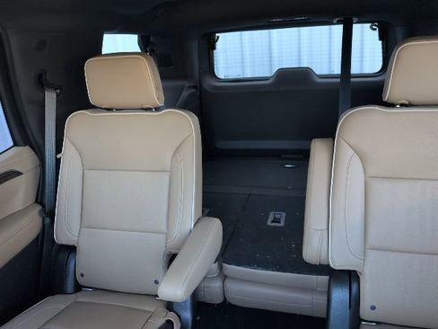 Used 2021 Chevrolet Tahoe Premier image 9