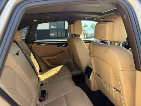 Used 2018 Porsche Macan S AWD/4WD image 19