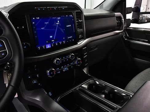 Used 2024 Ford F150 XLT w/ FX4 Off-Road Package image 23