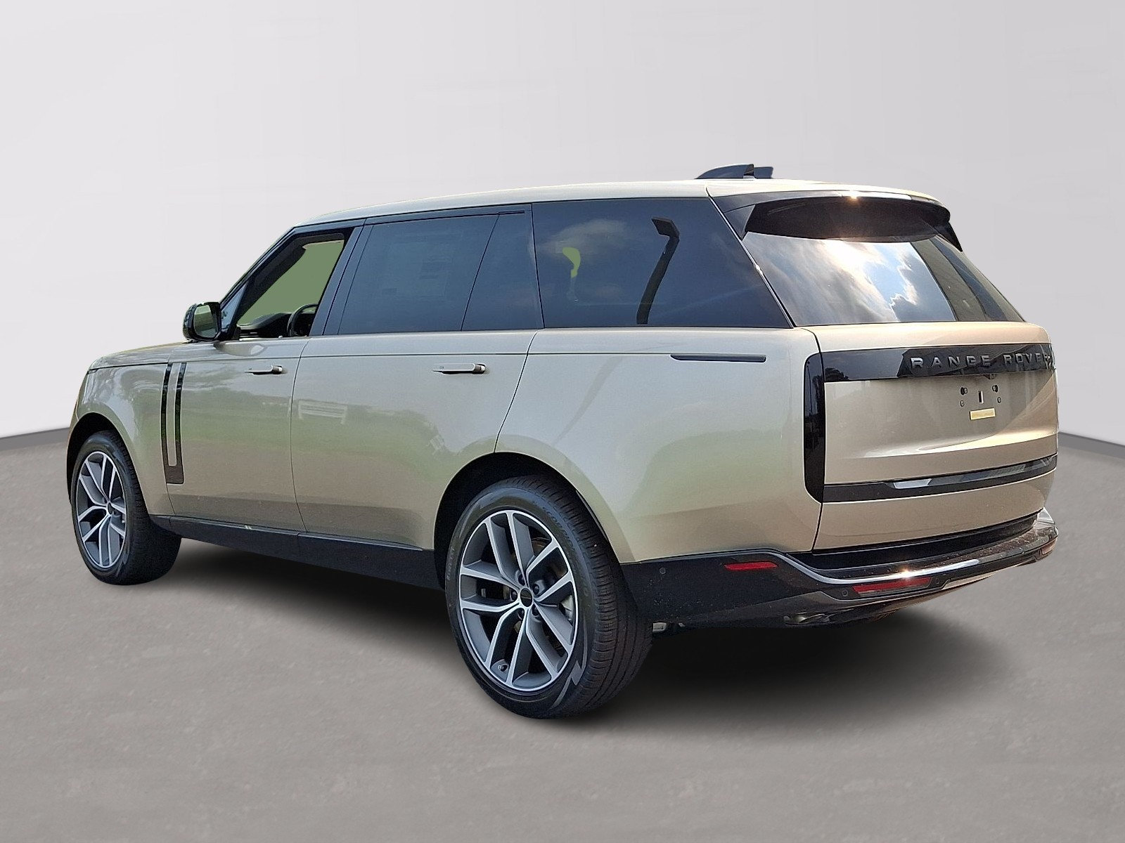 New 2026 Land Rover Range Rover Long Wheelbase SE AWD/4WD image 4
