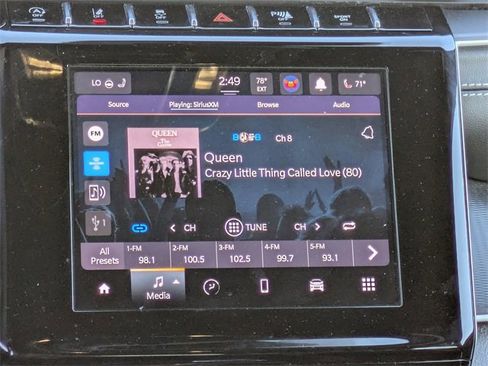 Used 2023 Jeep Grand Cherokee Altitude image 22