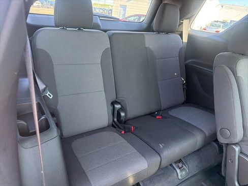 Used 2023 Chevrolet Traverse LT AWD/4WD image 28