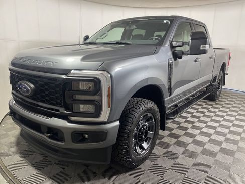 Used 2024 Ford F350 Lariat w/ Sport Appearance Package AWD/4WD image 4