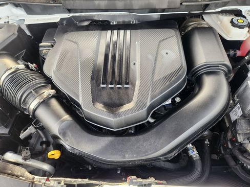 Used 2025 GMC Acadia Elevation image 31